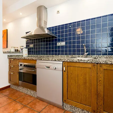 In Granada's Heart Гранада